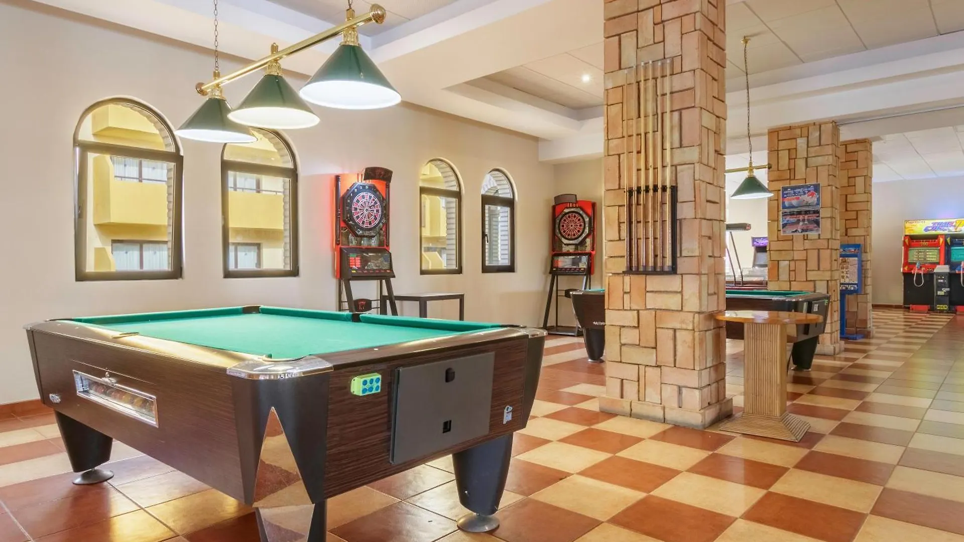 Apartamentos Best Alcazar La Herradura  Aparthotel La Herradura (Granada)