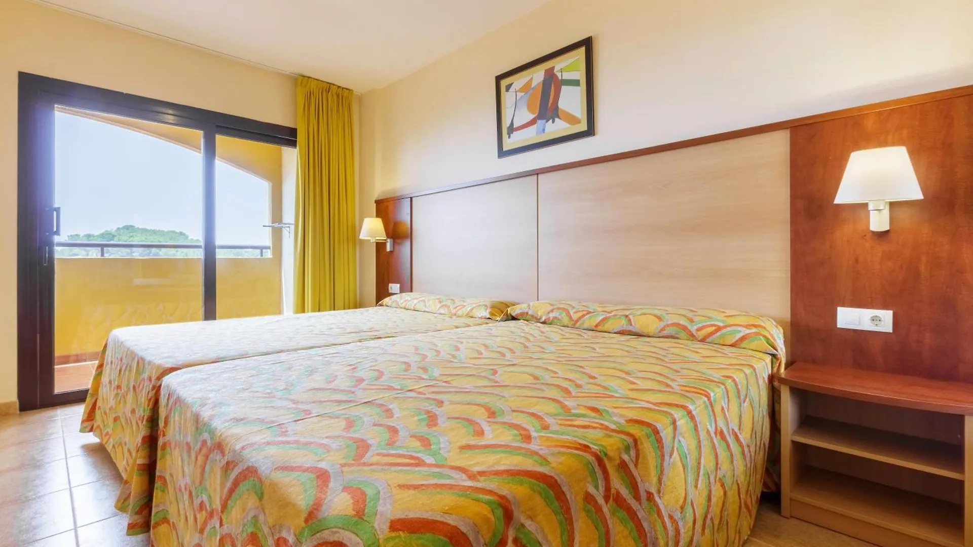 Apartamentos Best Alcazar La Herradura  Aparthotel